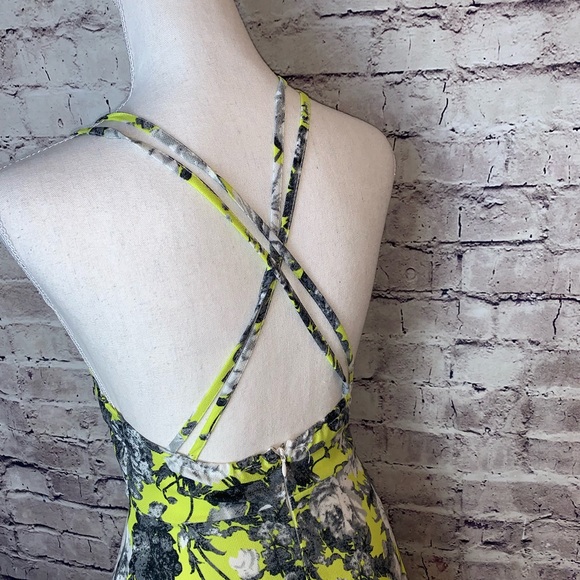 Floral dress - Picture 3 of 5